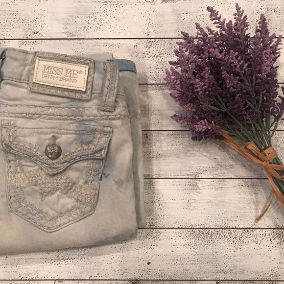 Miss Me Jeans - Picture 1 of 3